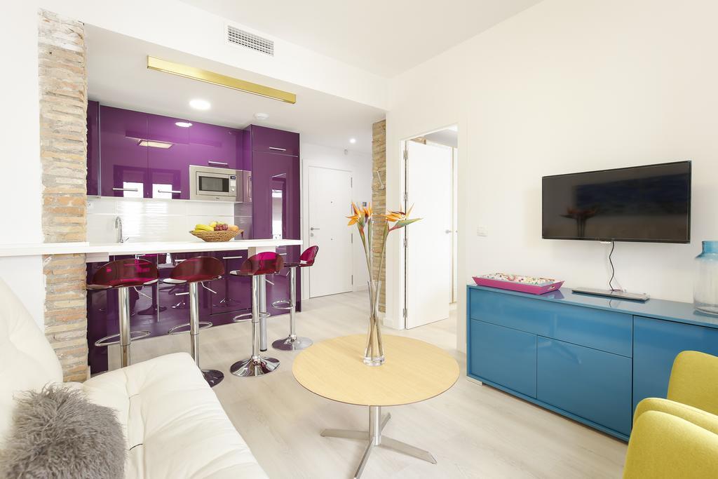 Hi Room - Smart Apartments - Ac Granada Exterior photo